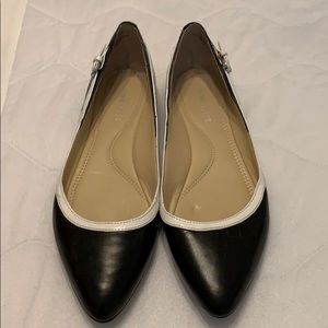 Nine West Navy/White flats